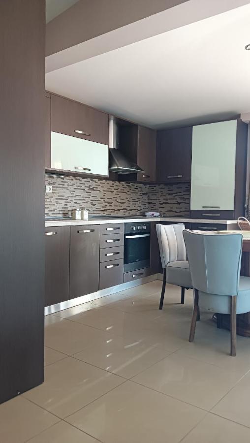 Revi'S Apartments Неос-Мармарас Екстер'єр фото